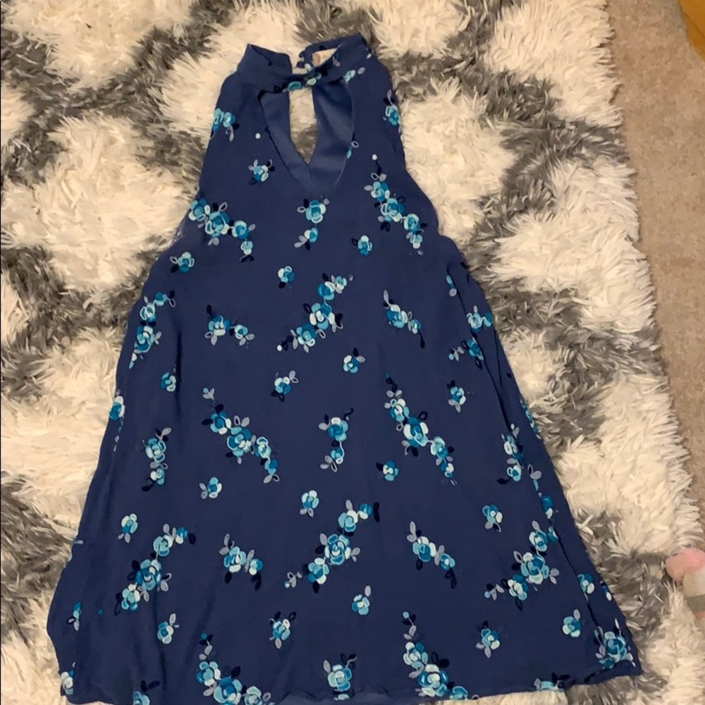 Blue dress
